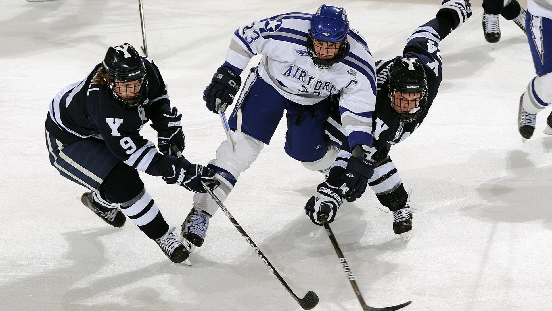 勇士外线再度爆发，库里手感火热，勇士为库里创的是什么战术